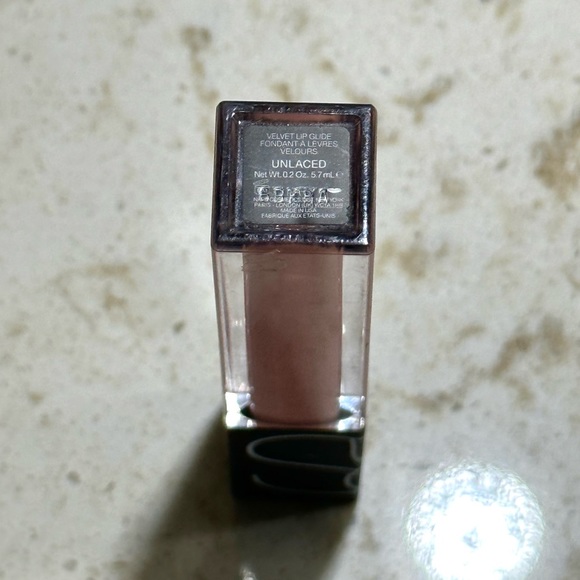 Nars Velvet Lip Glide Unlaced *BNWOT* - Picture 2 of 4